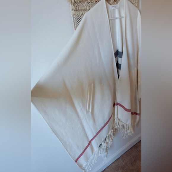 Mersea Classic Travel Wrap Fringe Shawl Striped Nautical One Size Cream - Picture 2 of 4